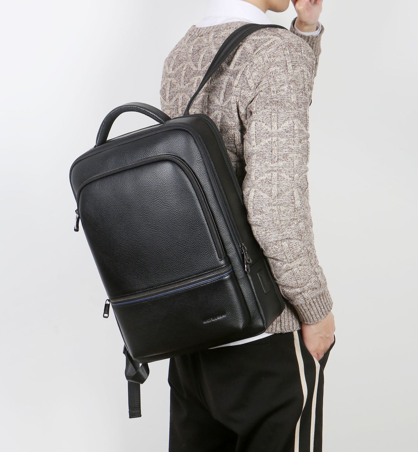 Legwork Executive Voyager Backpack - Vegan Luxe Edition 23L